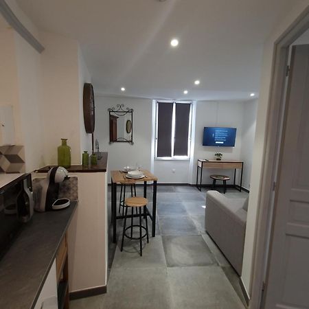 Studio Au Coeur Du Village Tourtour Eksteriør billede